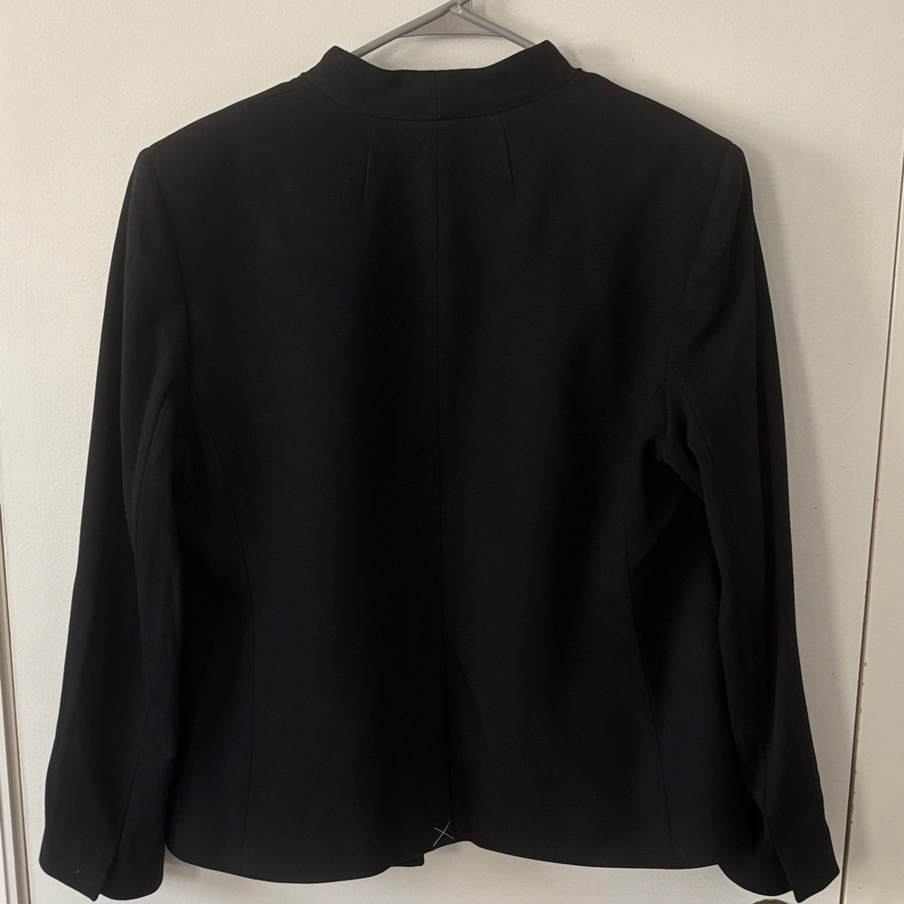 J. Crew Women's Classic Black Blazer - Picture 4 of 4